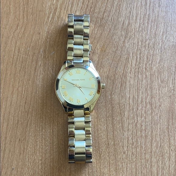 Michael Kors Gold Watch - Picture 2 of 4